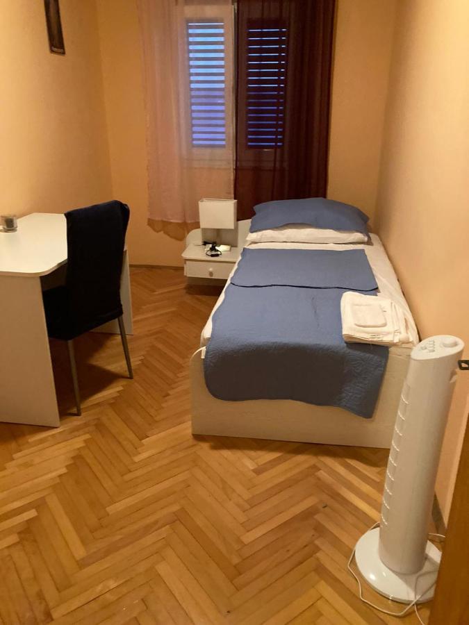 Toni&Megi Apartment Есенице Экстерьер фото