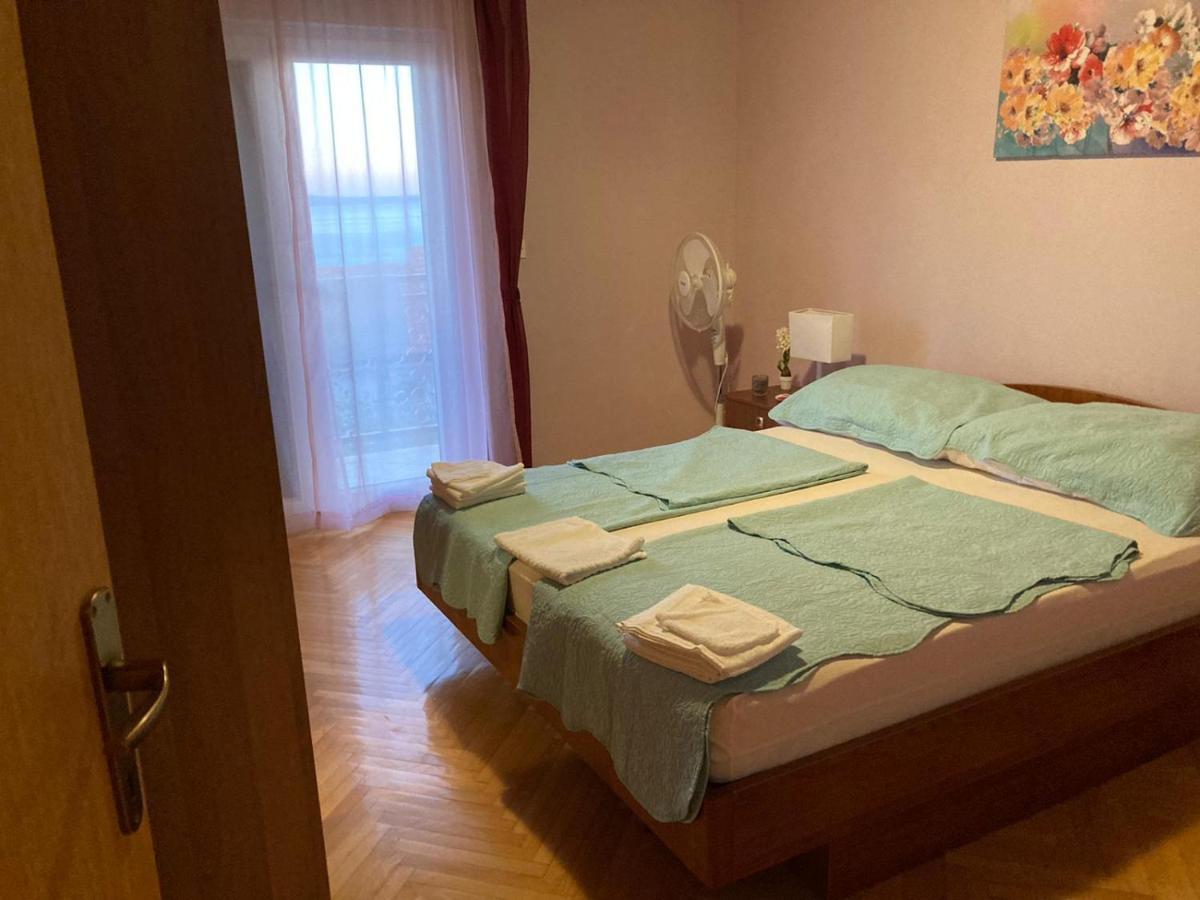 Toni&Megi Apartment Есенице Экстерьер фото